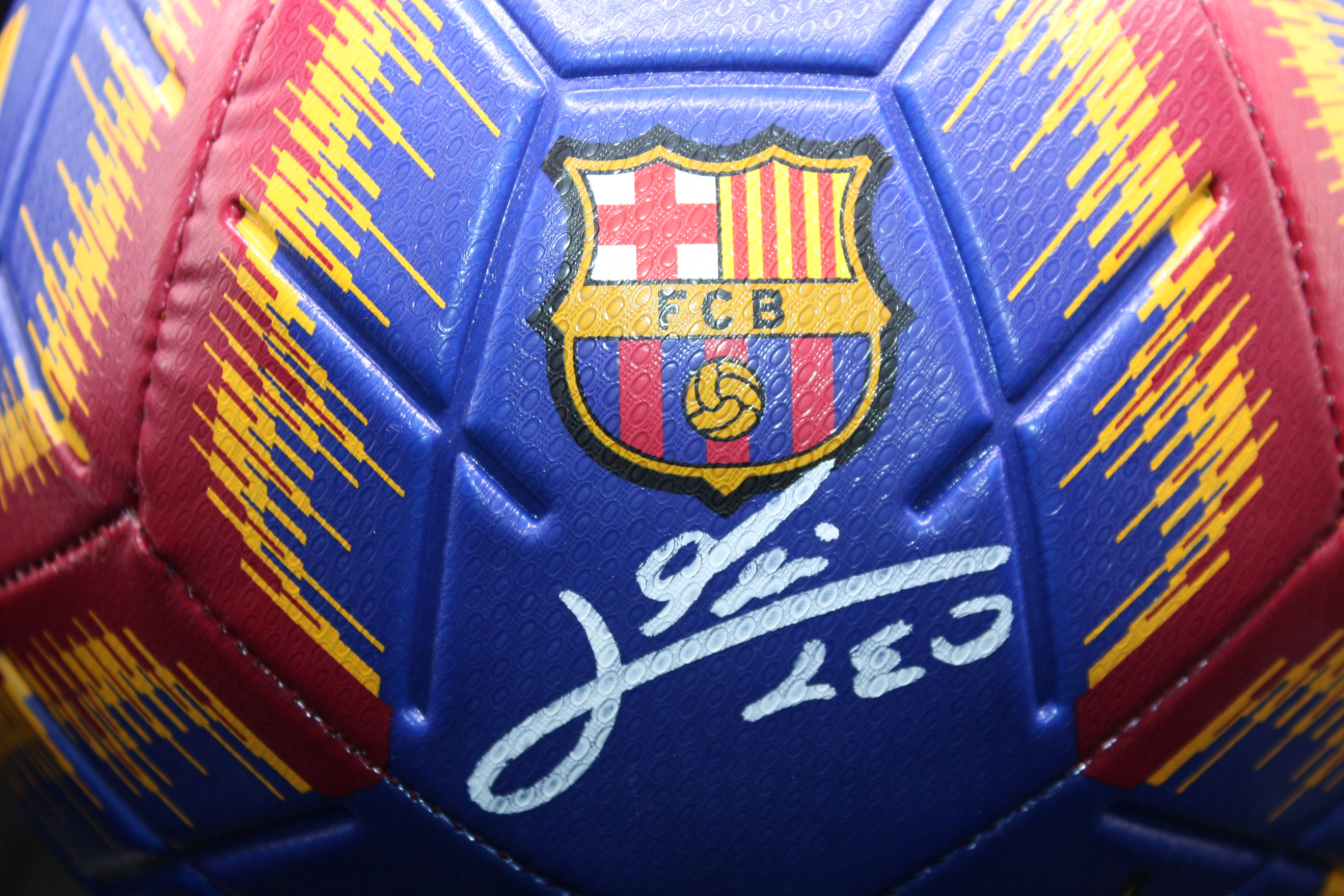 messibarcaball-9.jpg