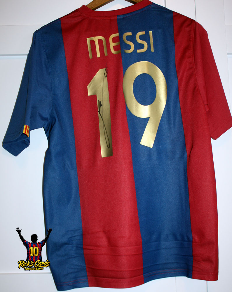 2006 Lionel Messi Autographed FC Barcelona Home Striped Shirt Jersey