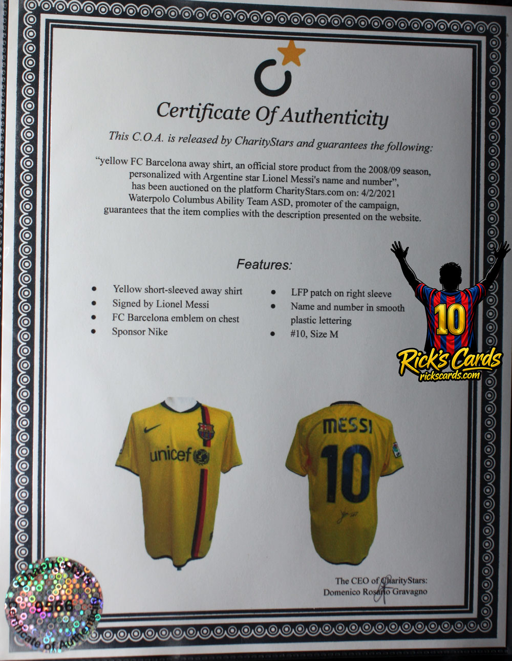 messiyellowshirt.jpg